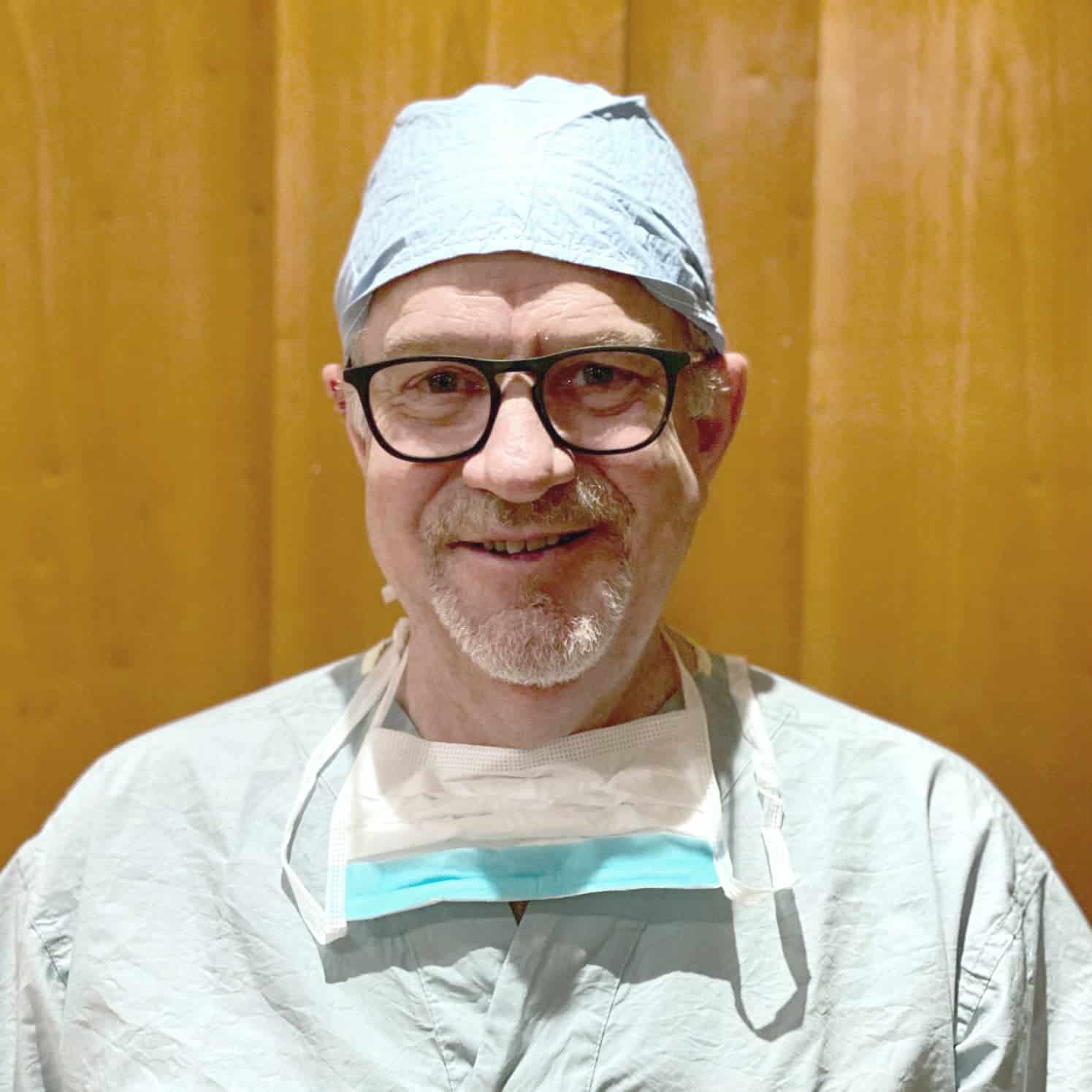 Dr. Bob Bray, Private Surgeon